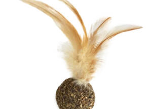 Natural Compressed Catnip-ball Toy with Feather for Cats