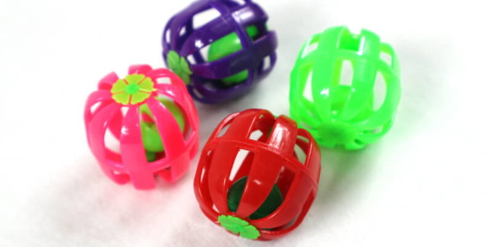 Square Type Plastic Cat Toy Ball