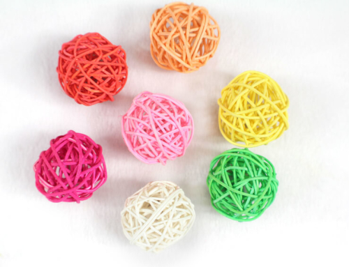 Colored Woven Rattan Ball for Cat